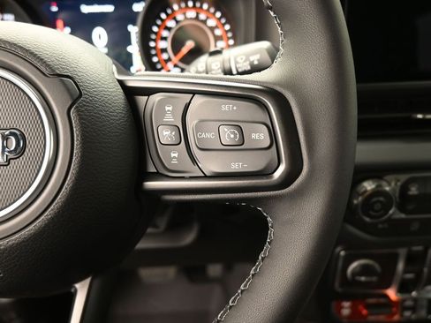 New 2026 Jeep Wrangler Unlimited Rubicon image 7