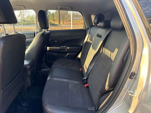 Used 2022 Mitsubishi Outlander Sport SE image 30