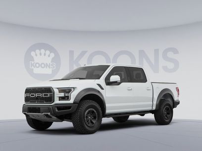 Used 2017 Ford F150 Raptor w/ Equipment Group 801A Mid