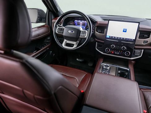 Used 2023 Ford Expedition Max Limited image 30