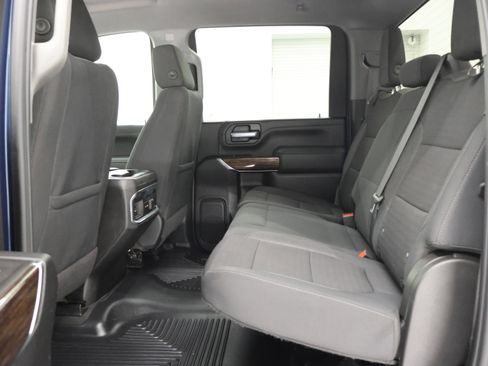 Used 2021 GMC Sierra 2500 SLE w/ X31 Off-Road Package AWD/4WD image 9