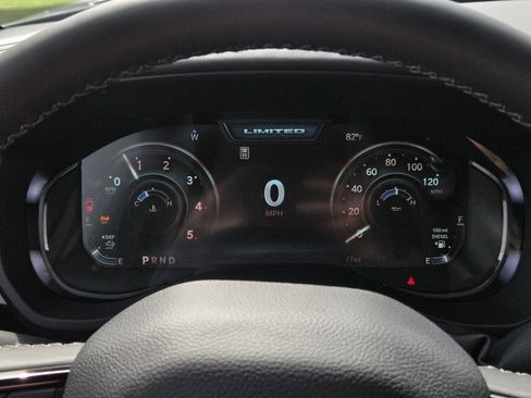 New 2026 RAM 2500 Limited AWD/4WD image 9