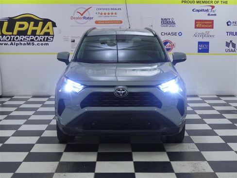 Used 2022 Toyota RAV4 XLE image 2