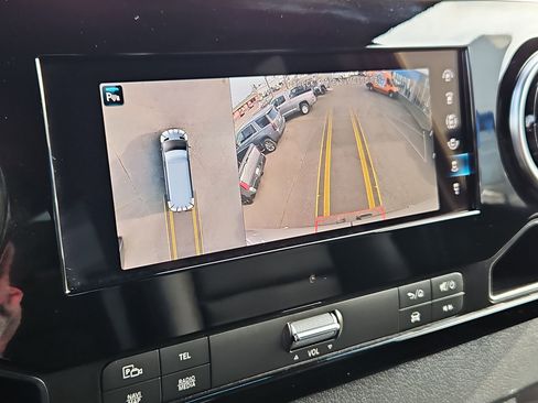 Used 2023 Mercedes-Benz Sprinter 2500 image 20