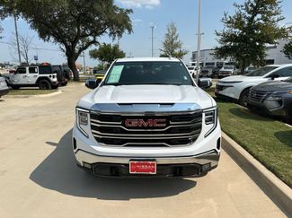 Used 2025 GMC Sierra 1500 SLT AWD/4WD video 3