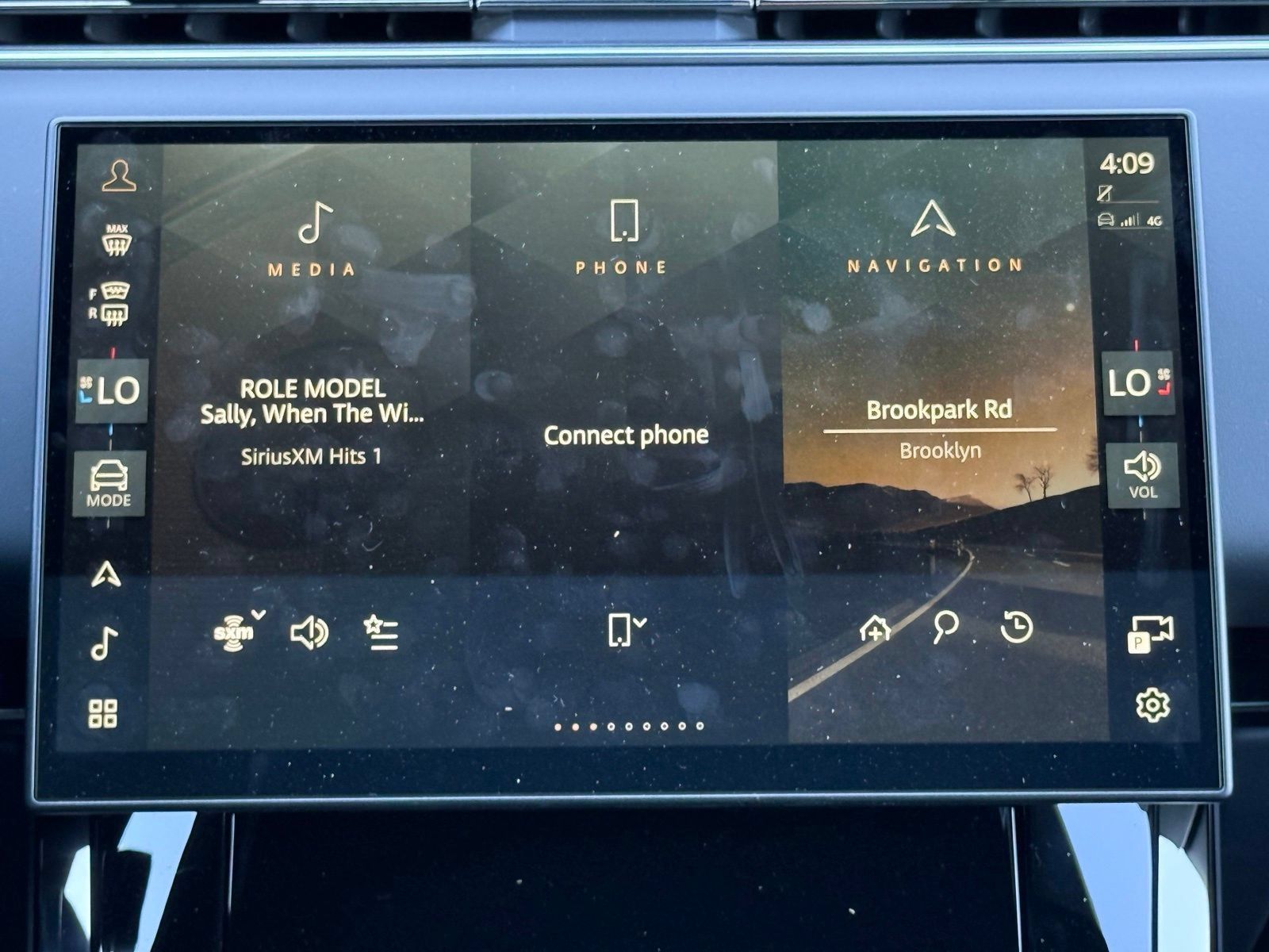 New 2026 Land Rover Range Rover Sport Dynamic SE AWD/4WD image 23