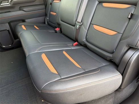 Used 2024 GMC Sierra 2500 AT4 w/ AT4 Premium Plus Package image 13