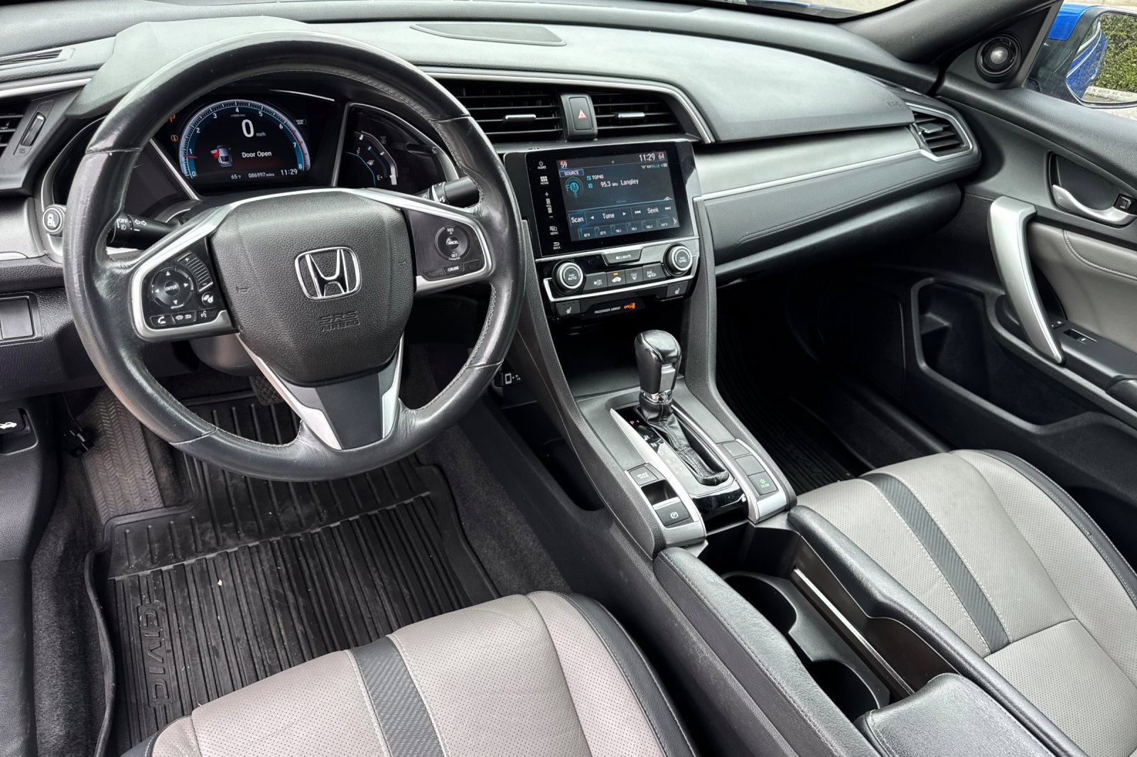 Used 2018 Honda Civic EX-L image 14