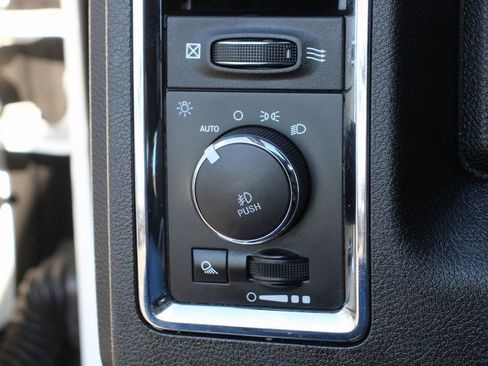 Used 2018 RAM 3500 Laramie AWD/4WD image 20