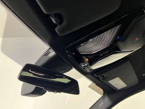 New 2026 BMW i4 eDrive40 w/ M Sport Package image 18