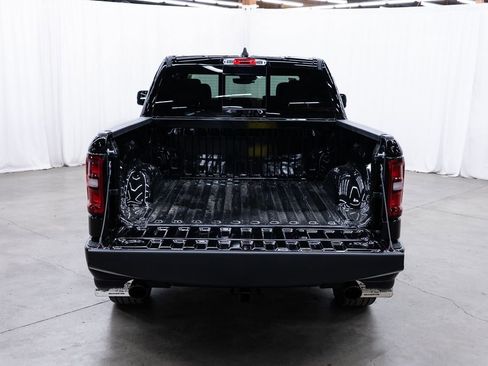 New 2026 RAM 1500 Laramie AWD/4WD image 8