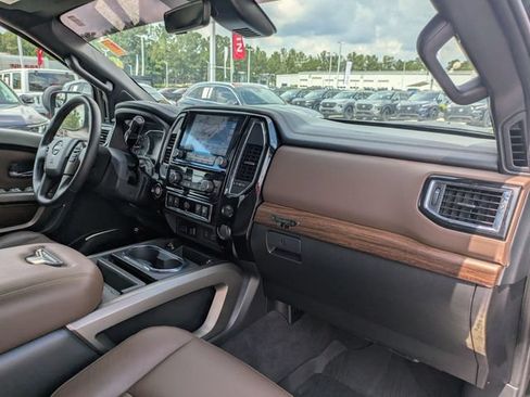 Used 2023 Nissan Titan Platinum Reserve w/ Moonroof Package RWD image 40
