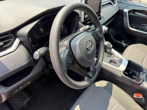 Certified 2025 Toyota RAV4 XLE AWD/4WD image 28