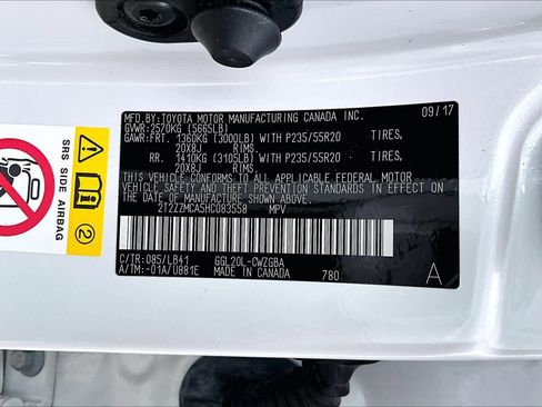 Used 2017 Lexus RX 350 w/ Premium Package image 37