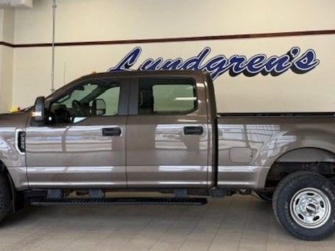 Used 2017 Ford F250 XL w/ Power Equipment Group image 2