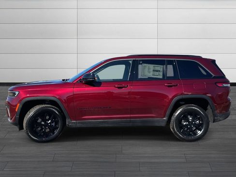 New 2026 Jeep Grand Cherokee Altitude AWD/4WD image 7