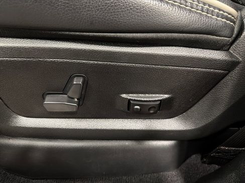 Used 2023 RAM 3500 Laramie image 15