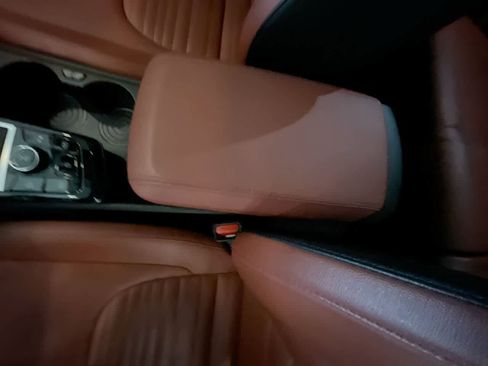 Used 2024 Kia Sportage SX image 21