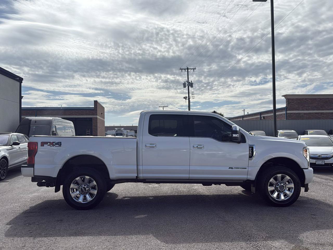 Used 2019 Ford F250 Platinum w/ Platinum Ultimate Package AWD/4WD image 5