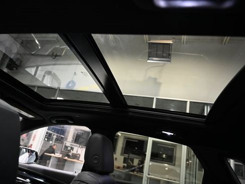 Used 2025 Cadillac XT5 Premium Luxury image 20