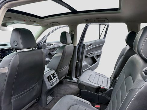 Used 2021 Volkswagen Atlas SEL Premium AWD/4WD image 12