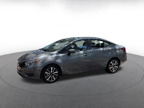 Used 2025 Nissan Versa SV FWD image 7