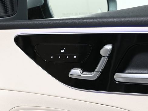 Certified 2025 Mercedes-Benz C 300 4MATIC Sedan image 25