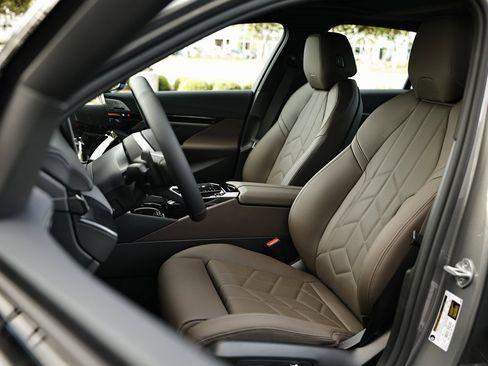 New 2026 BMW 530i w/ M Sport Package image 21