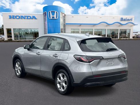 Used 2024 Honda HR-V LX image 3