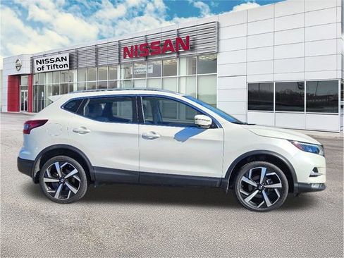 Certified 2022 Nissan Rogue Sport SL w/ Premium Package image 8