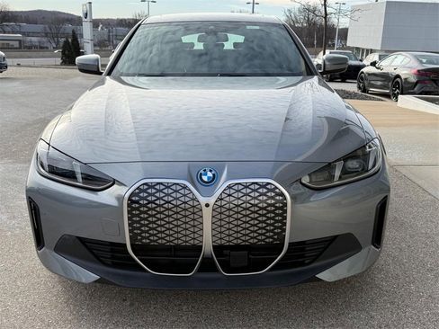 Used 2025 BMW i4 xDrive40i w/ Premium Package image 8