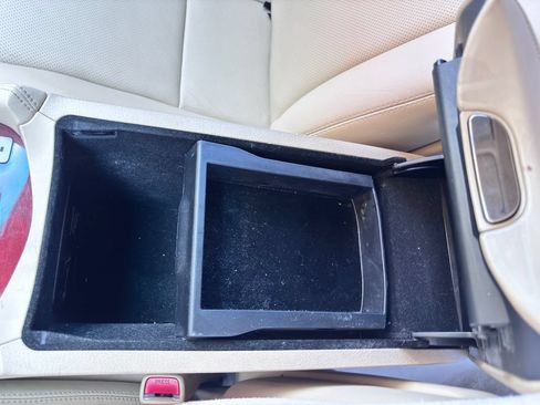 Used 2008 Lexus LS 460 L w/ Preferred Accessory Pkg RWD image 25