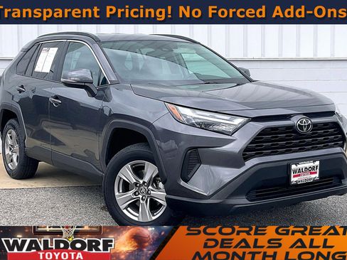 Used 2022 Toyota RAV4 XLE image 1
