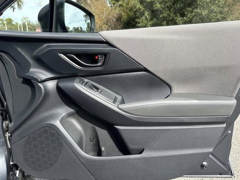 Used 2025 Subaru Crosstrek 2.0i Premium w/ Convenience Package #2 image 13