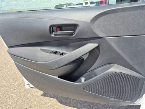 Certified 2025 Toyota Corolla LE image 13