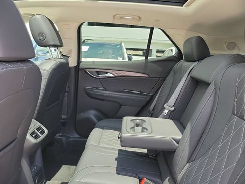 Used 2023 Buick Envision Avenir FWD image 13
