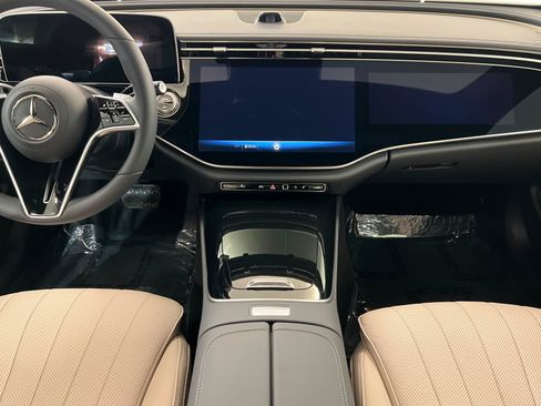 New 2026 Mercedes-Benz E 350 4MATIC Sedan image 13
