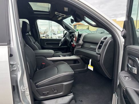 New 2026 RAM 2500 Laramie AWD/4WD image 31