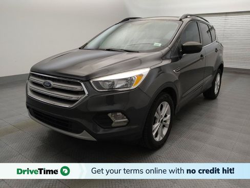 Used 2018 Ford Escape SE FWD image 1
