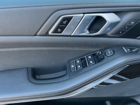 Used 2023 BMW X5 xDrive40i image 11