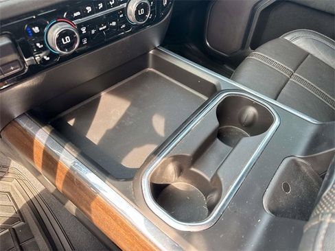 Used 2024 Chevrolet Silverado 2500 High Country w/ High Country Premium Package image 31