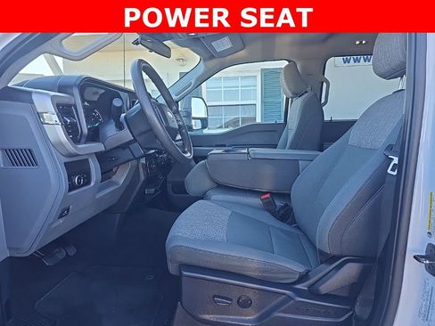 Used 2024 Ford F250 XLT image 14