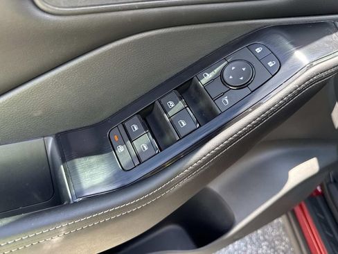 Used 2026 Nissan Rogue SV FWD image 22