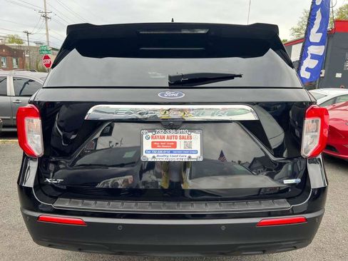 Used 2020 Ford Explorer XLT AWD/4WD image 33
