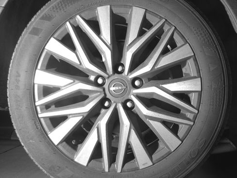 Used 2025 Nissan Altima 2.5 SV image 15