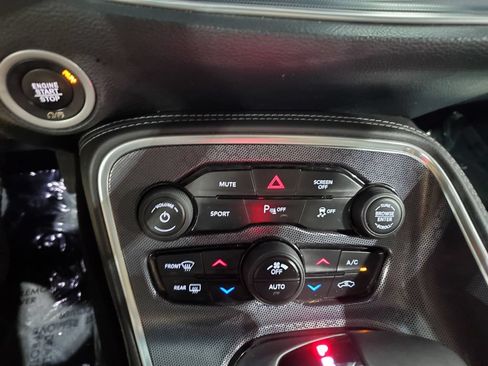 Used 2018 Dodge Challenger SXT Plus RWD image 26
