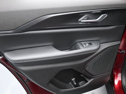 New 2026 Jeep Grand Cherokee Laredo image 11