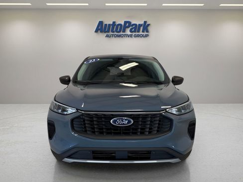 Used 2023 Ford Escape Active AWD/4WD image 2