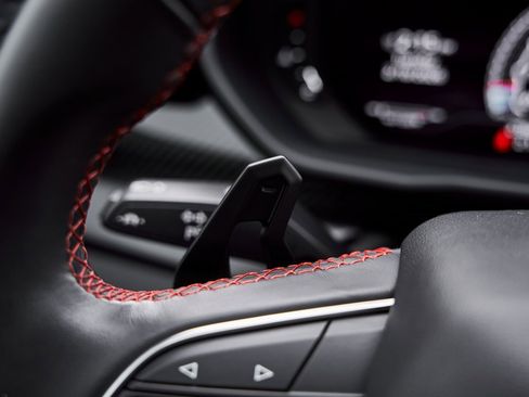 Used 2021 Lamborghini Urus image 58