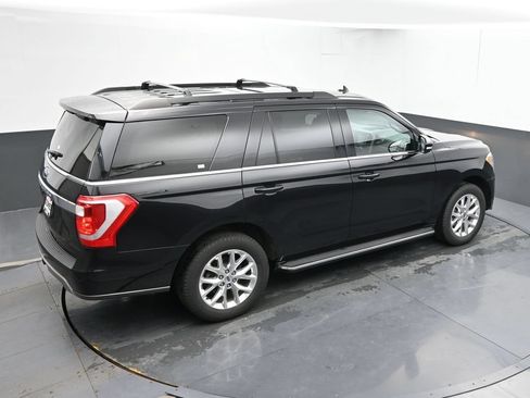 Used 2020 Ford Expedition XLT w/ Equipment Group 202A AWD/4WD image 21